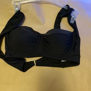 Solid Underwire Balconette Top